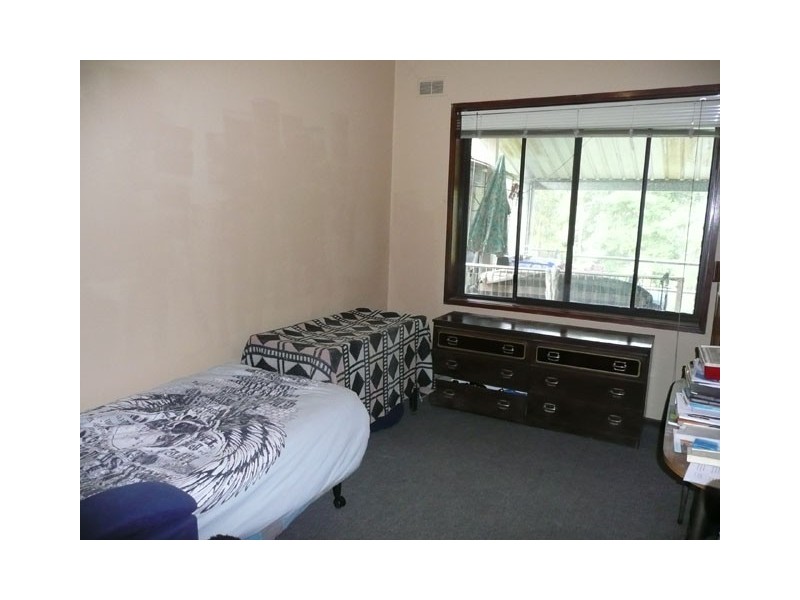 8 Somerset Road, Yallourn North VIC 3825