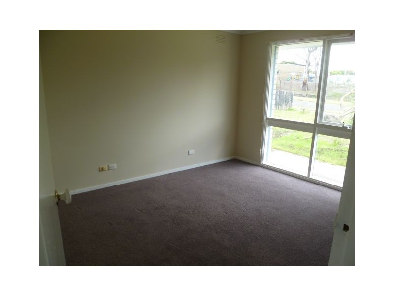 17 Auchterlonie Crescent, Churchill VIC 3842