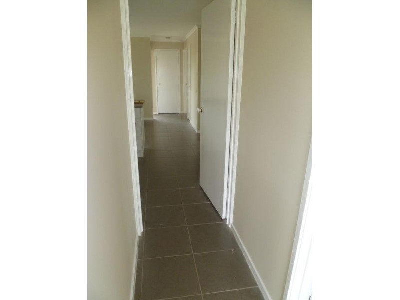 17 Auchterlonie Crescent, Churchill VIC 3842