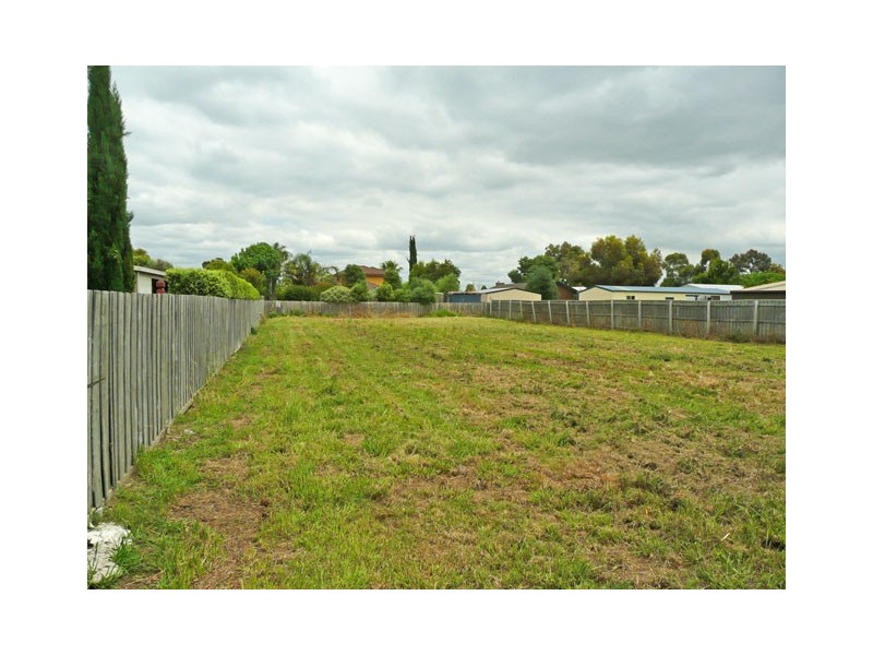 6 Ayres Court, Rosedale VIC 3847
