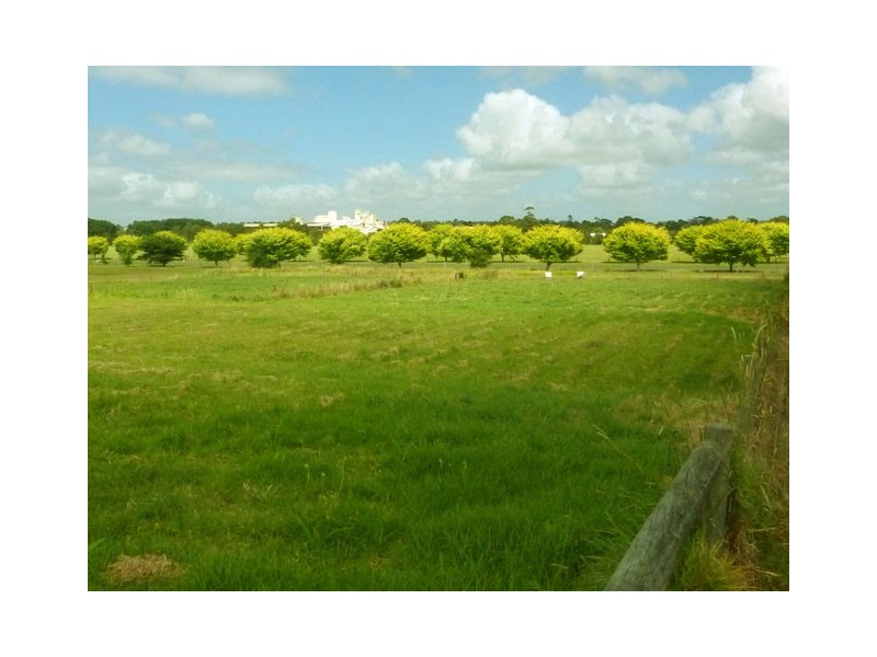 12-14 Mapleson Drive, Traralgon VIC 3844