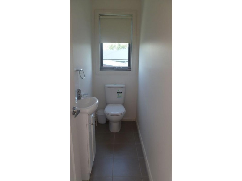 2/100 Cross Road, Traralgon VIC 3844