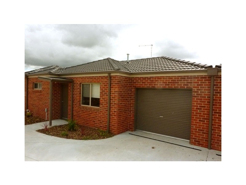 2/11 Highfield Court, Traralgon VIC 3844