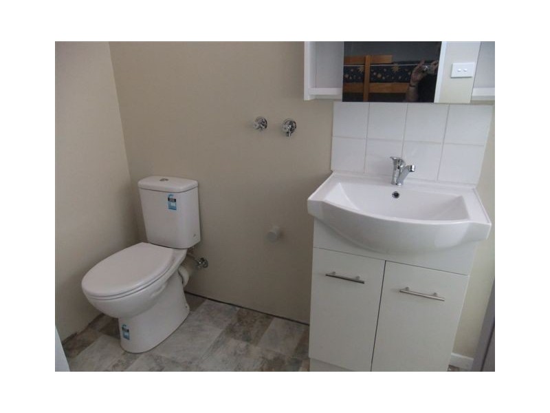 Shop 10 Reserve Street, Yallourn North VIC 3825