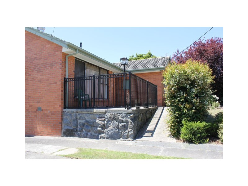 70 McDonald Way, Churchill VIC 3842