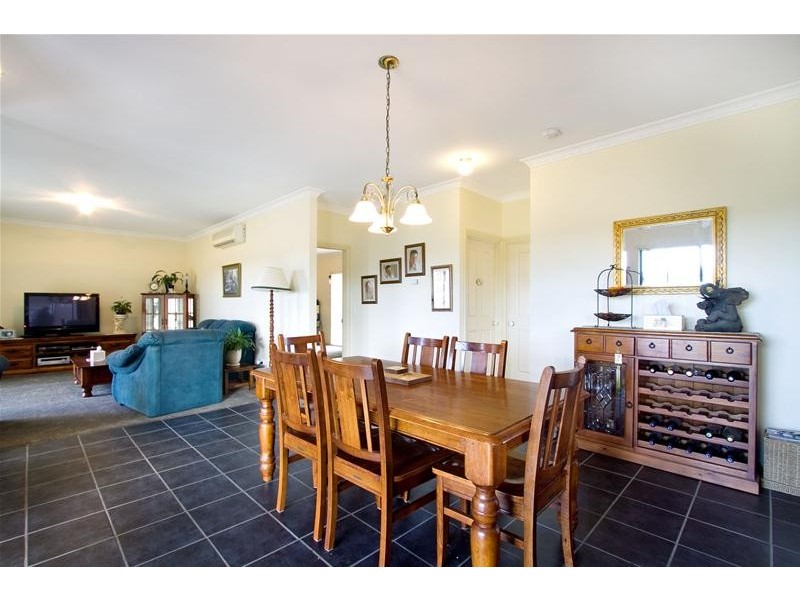 2056 Princes Highway, Rosedale VIC 3847