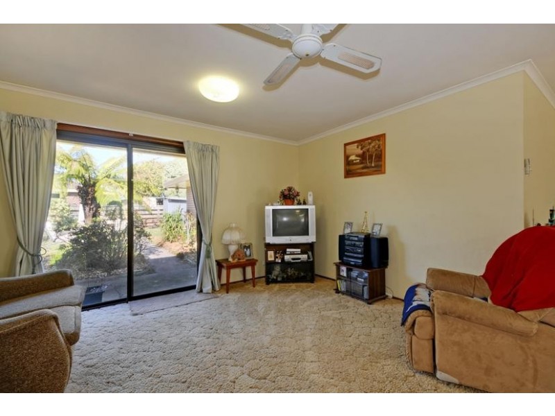 25 Meadow Park Drive, Traralgon VIC 3844