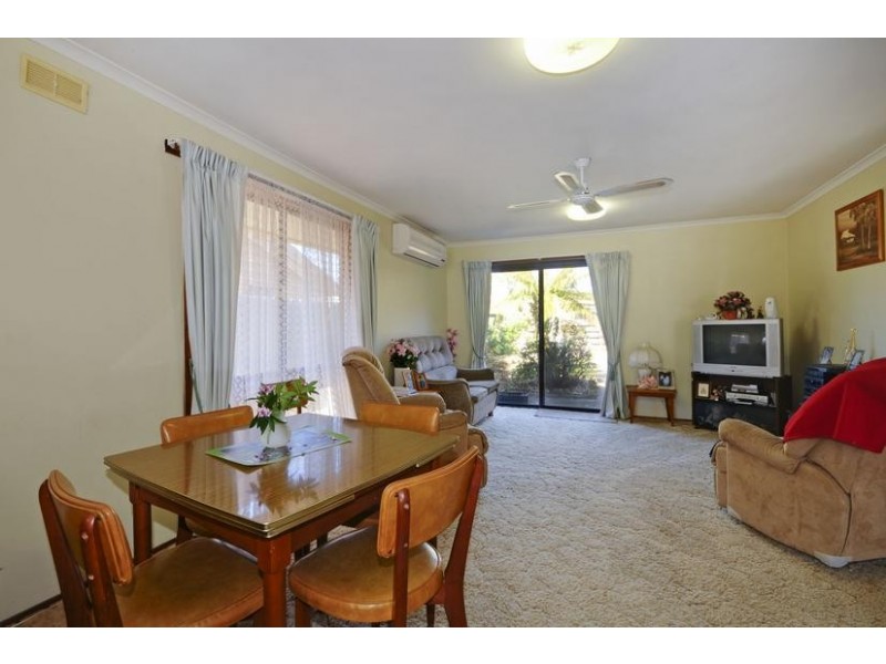 25 Meadow Park Drive, Traralgon VIC 3844