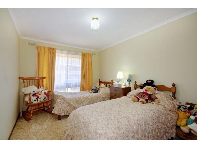 25 Meadow Park Drive, Traralgon VIC 3844