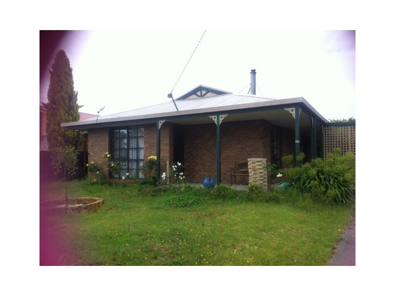 22 Rhodes Court, Glengarry VIC 3854