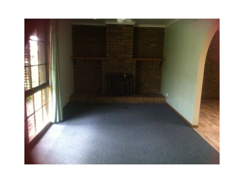 22 Rhodes Court, Glengarry VIC 3854