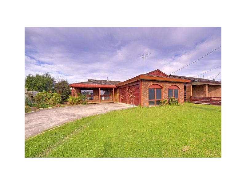 13 Canfield Crescent, Traralgon VIC 3844