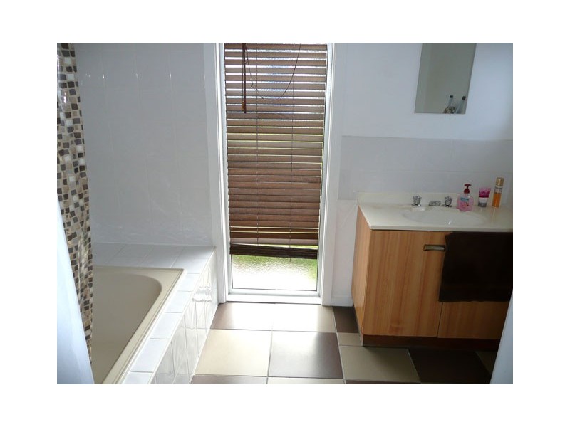 61 Hoyle Street, Morwell VIC 3840