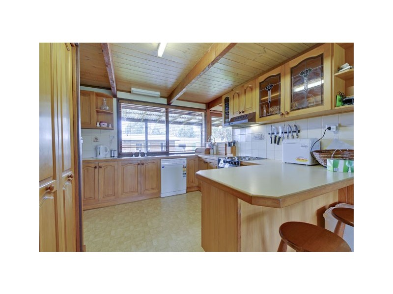 75 Thompson Drive, Cowwarr VIC 3857