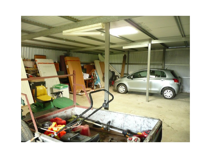 73 Moore Street, Rosedale VIC 3847