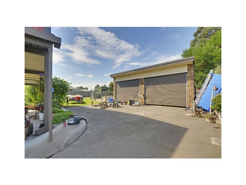 10 Mount Batten Court, Traralgon VIC 3844