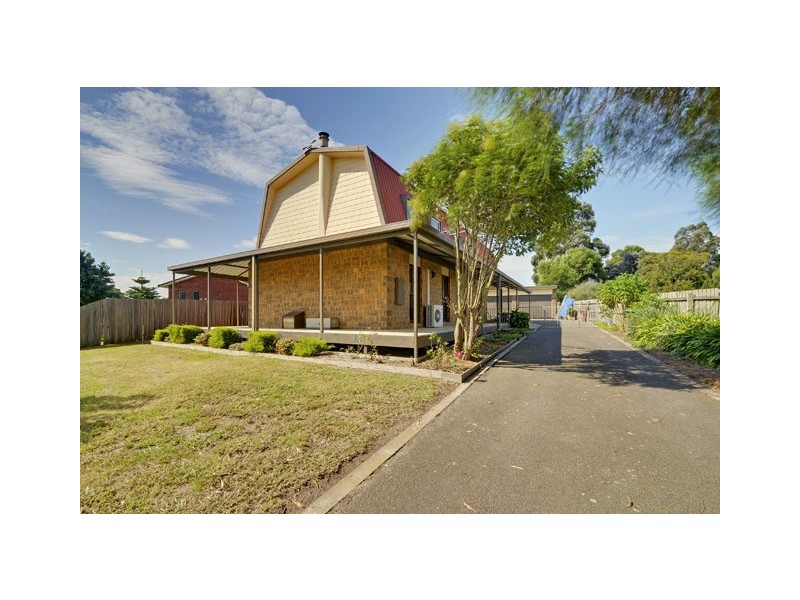 10 Mount Batten Court, Traralgon VIC 3844