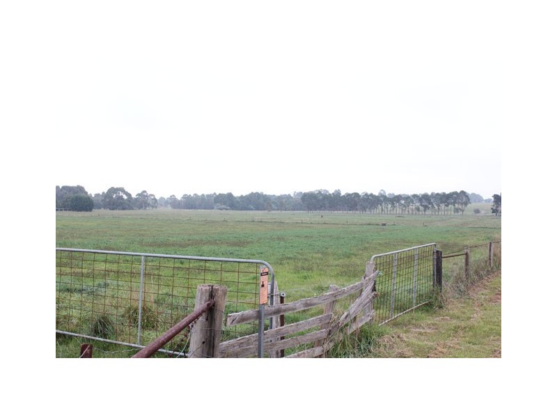 Lot 6 Tennielle Court, Rosedale VIC 3847