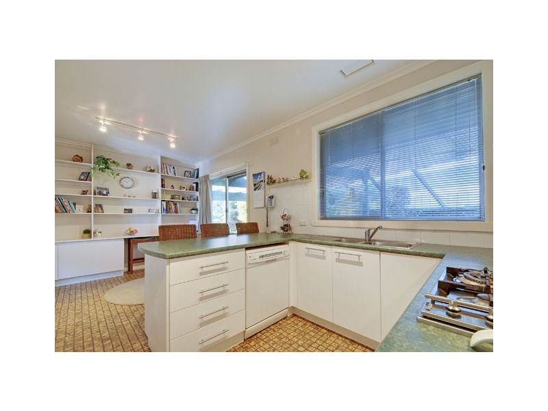 13 Blundell Court, Traralgon VIC 3844