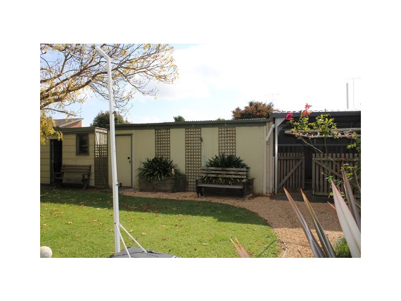 24 Hazelwood Road, Traralgon VIC 3844