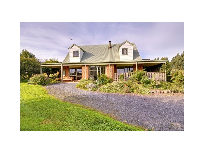 90 Warren Terrace, Hazelwood North VIC 3840