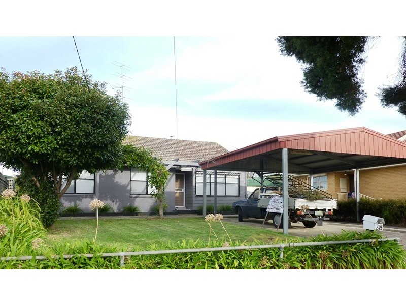 28 Fraser Crescent, Churchill VIC 3842