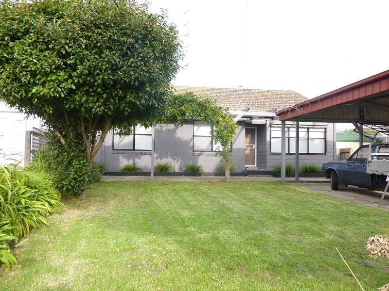 28 Fraser Crescent, Churchill VIC 3842