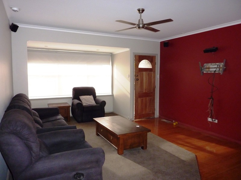 28 Fraser Crescent, Churchill VIC 3842