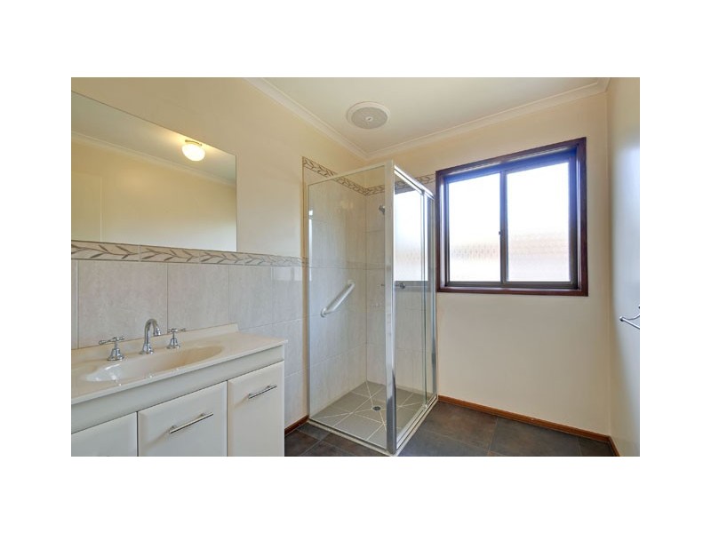 1/1 Baystone Court, Traralgon VIC 3844