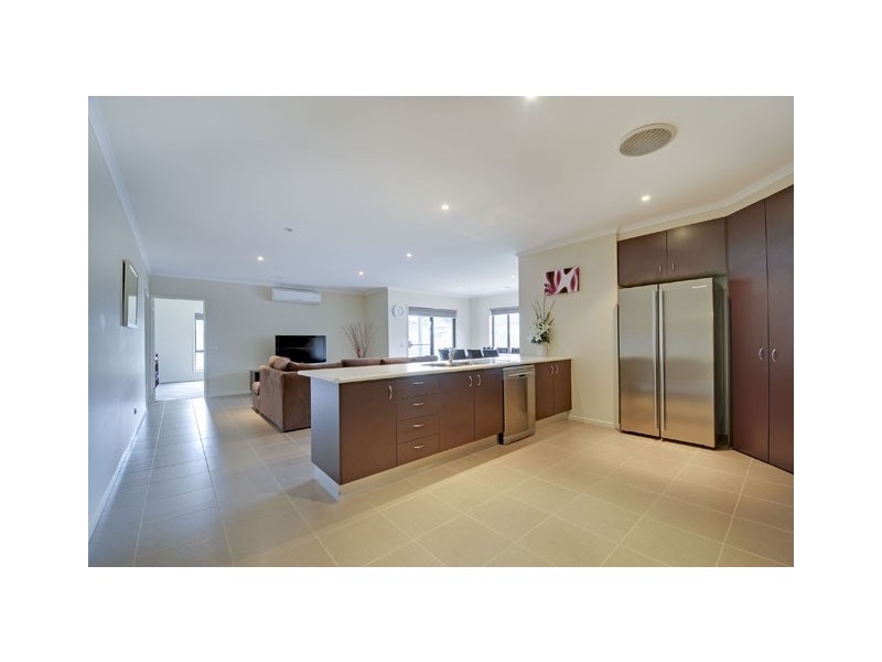 16 Donegal Avenue, Traralgon VIC 3844