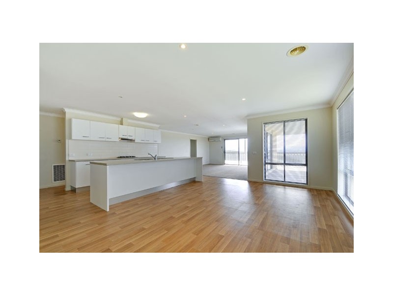 60 Bradman Boulevard, Traralgon VIC 3844