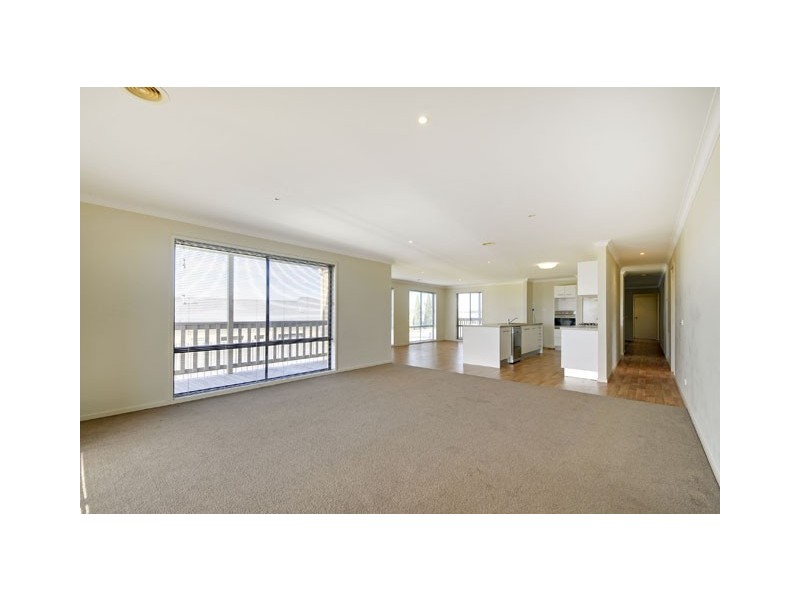 60 Bradman Boulevard, Traralgon VIC 3844