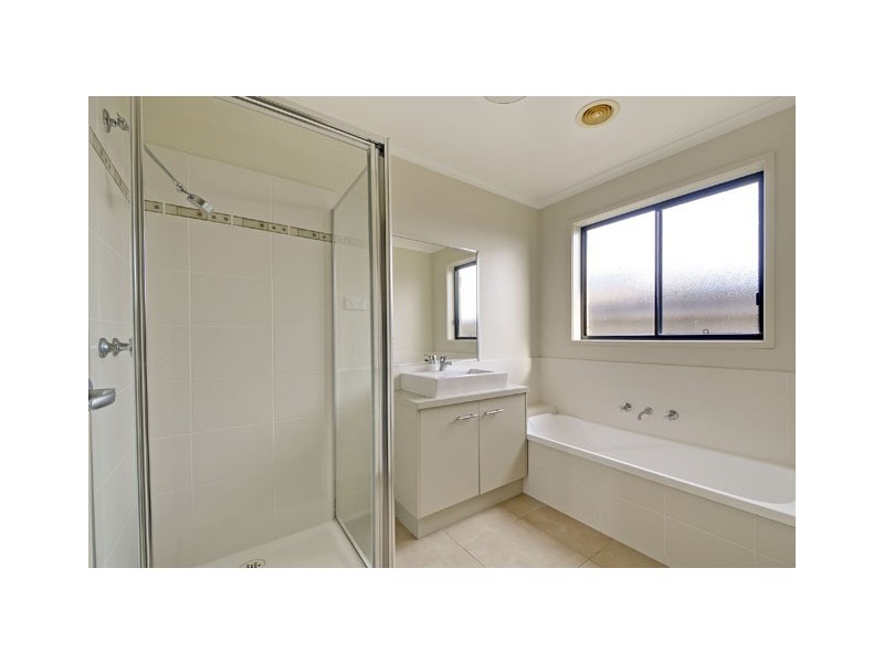 60 Bradman Boulevard, Traralgon VIC 3844
