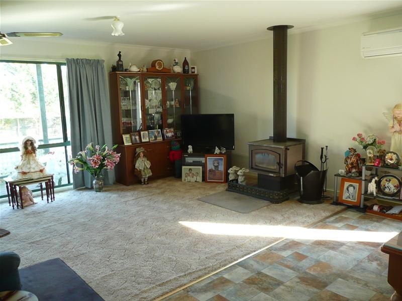 Tennielle Court, Rosedale VIC 3847