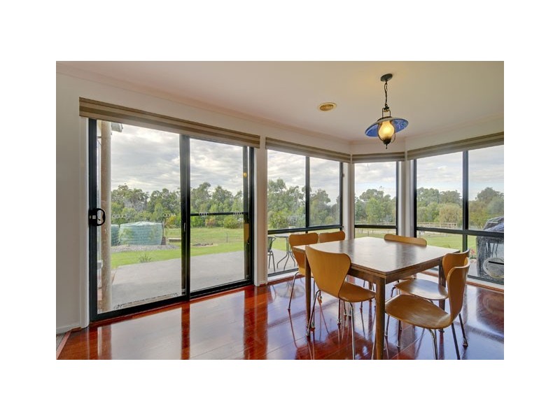 10 Hilsley Court, Toongabbie VIC 3856