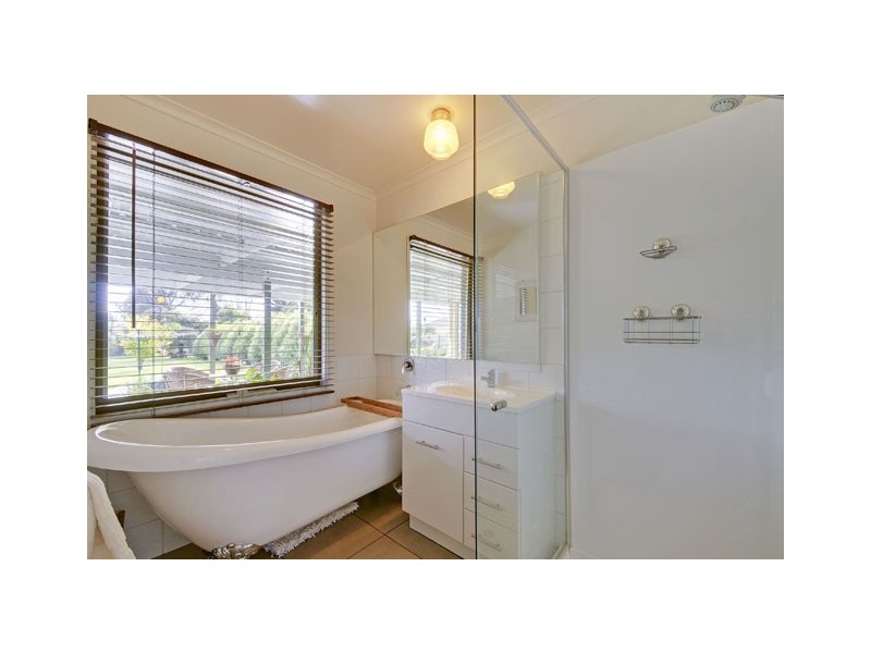 4 Ryeburn Close, Traralgon VIC 3844