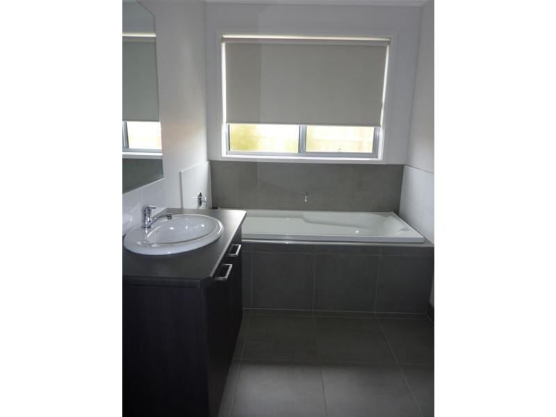 3 Connaught Way, Traralgon VIC 3844