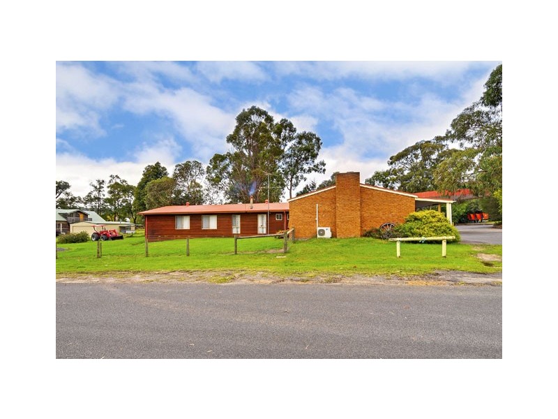 25 Keith Morgan Drive, Traralgon South VIC 3844