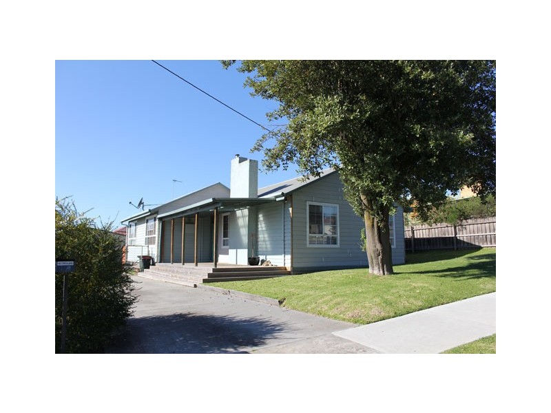 12 Hyde Park Road, Traralgon VIC 3844