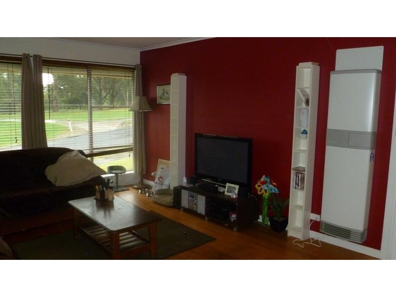 20 Coleman Parade, Churchill VIC 3842