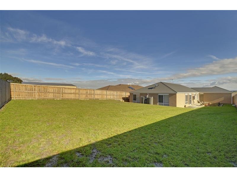33 Christian Rise, Traralgon VIC 3844