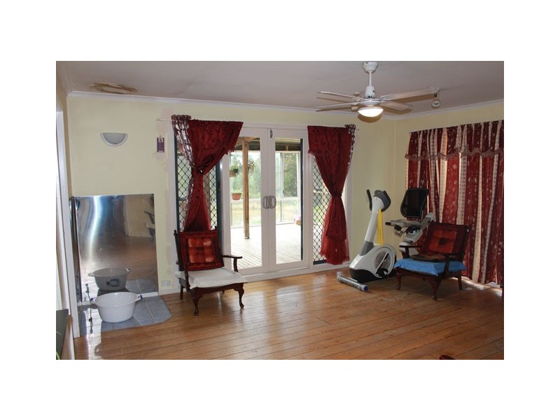 70 Old Carrajung Road, Carrajung Lower VIC 3844