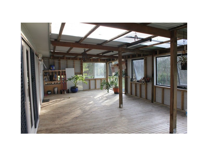 70 Old Carrajung Road, Carrajung Lower VIC 3844
