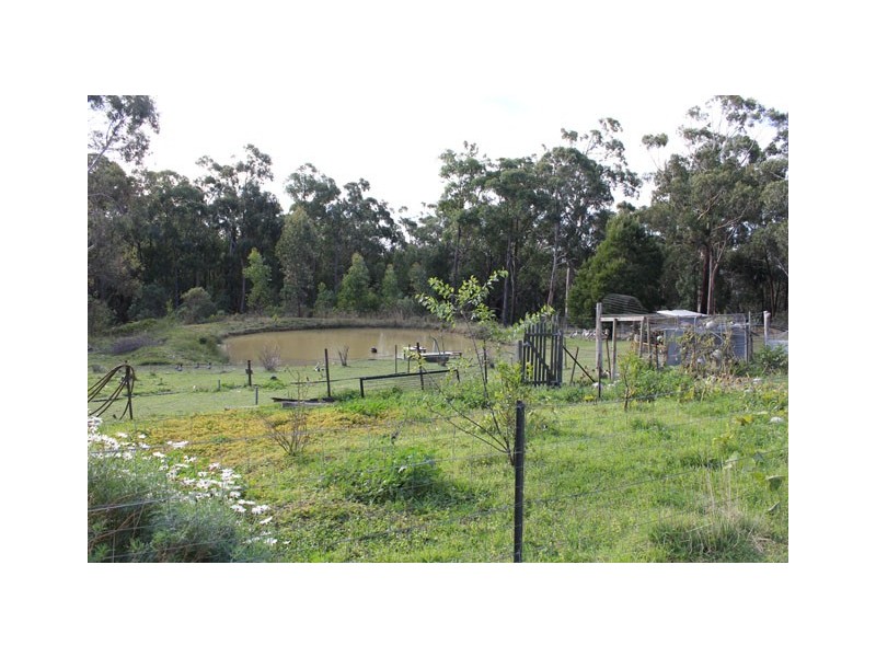 70 Old Carrajung Road, Carrajung Lower VIC 3844