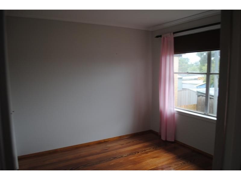 30 Dunbar Grove, Churchill VIC 3842