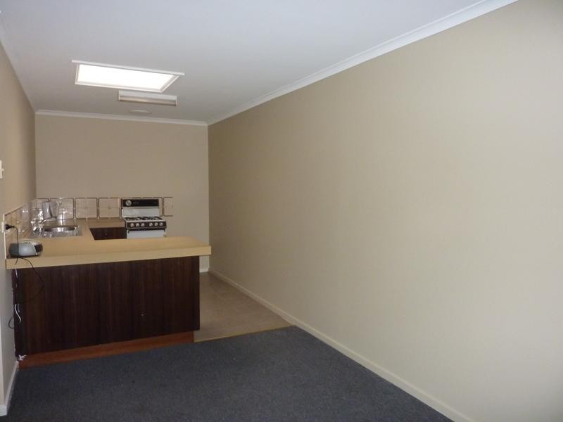 2/27 Gordon Street, Traralgon VIC 3844