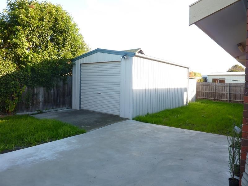 2/27 Gordon Street, Traralgon VIC 3844