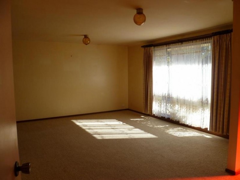 2/2 Rose, Traralgon VIC 3844
