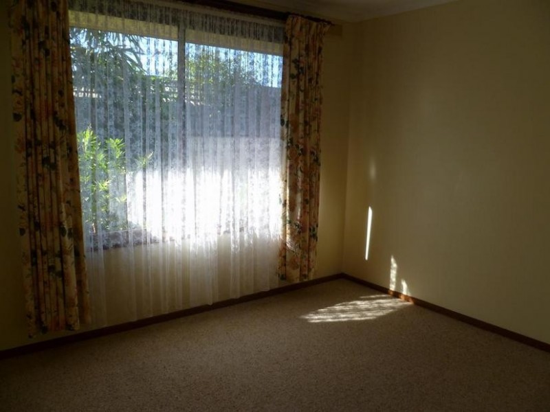 2/2 Rose, Traralgon VIC 3844