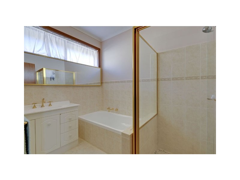 5 Hazelwood Road, Traralgon VIC 3844